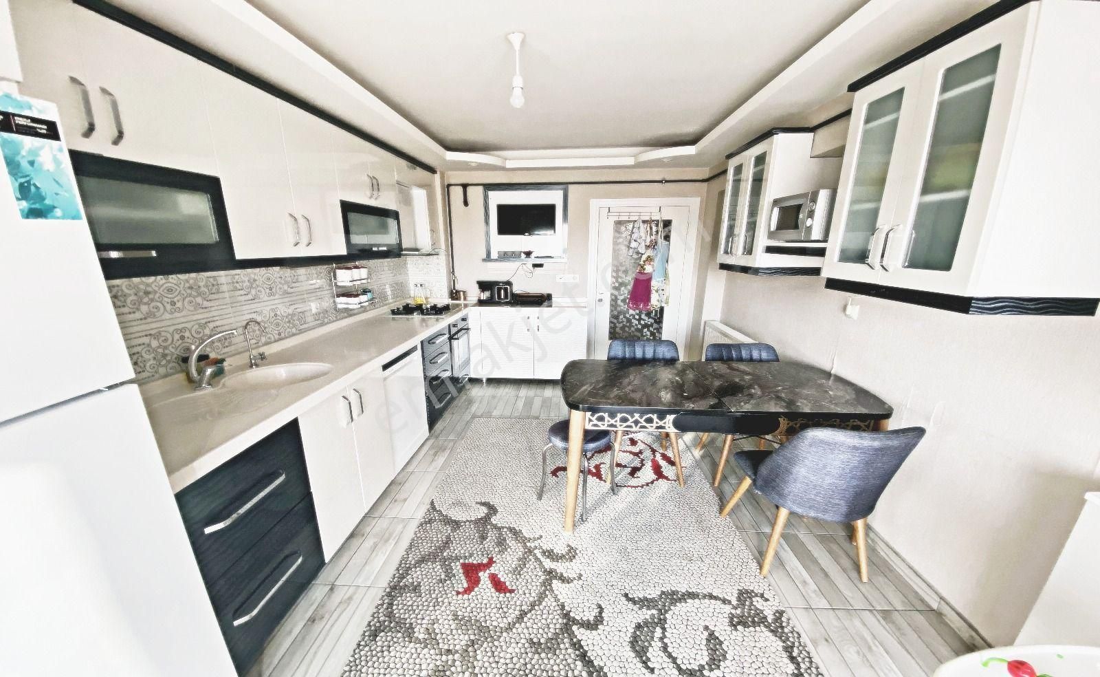 Ovacık'ta Cadde Üzerinde Full Yapılı 3+1 Daire! - Görsel 5