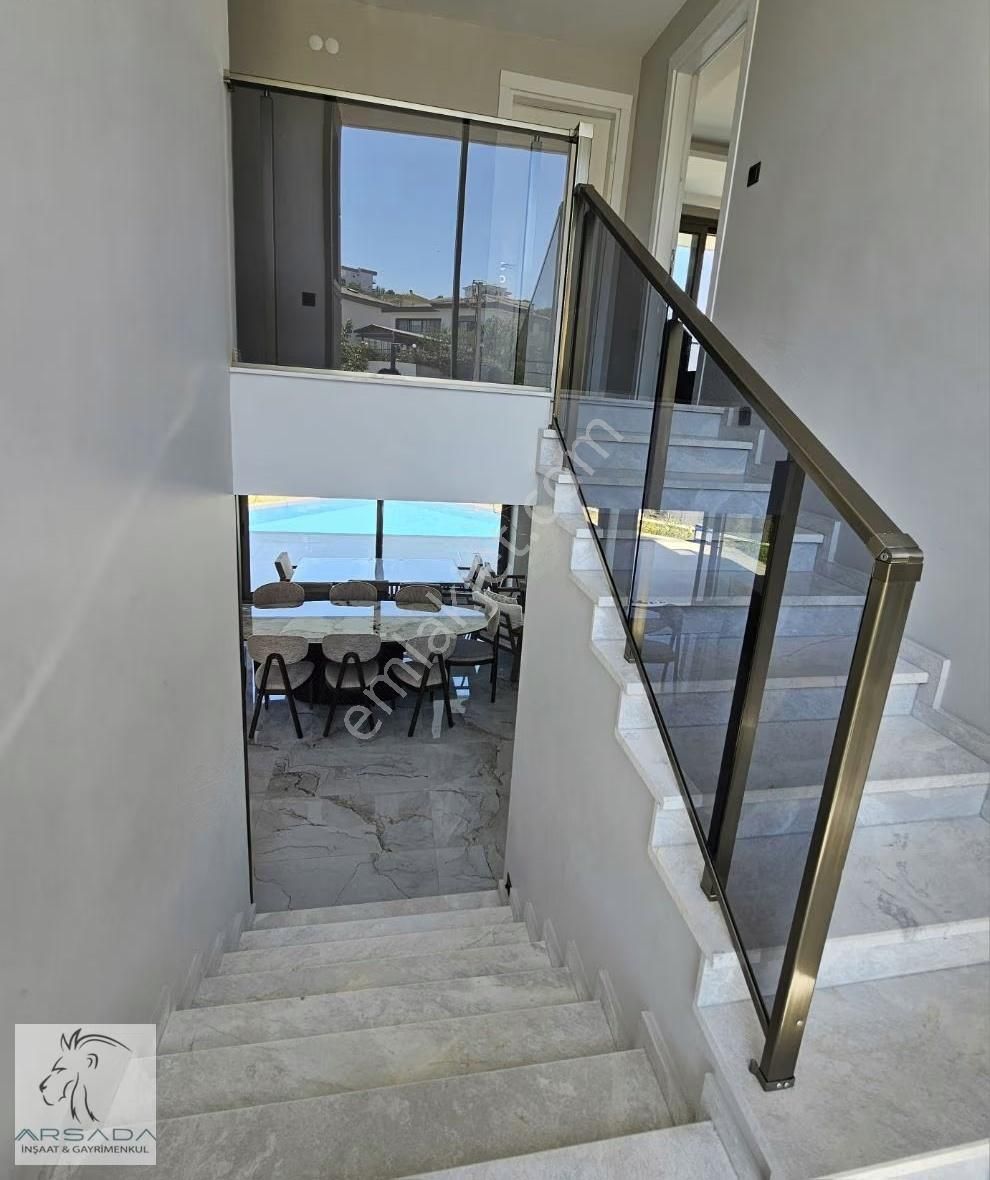 Kuşadası Yayla Köyde Deniz Manzaralı Havuzlu Satılık Müstakil - Görsel 18