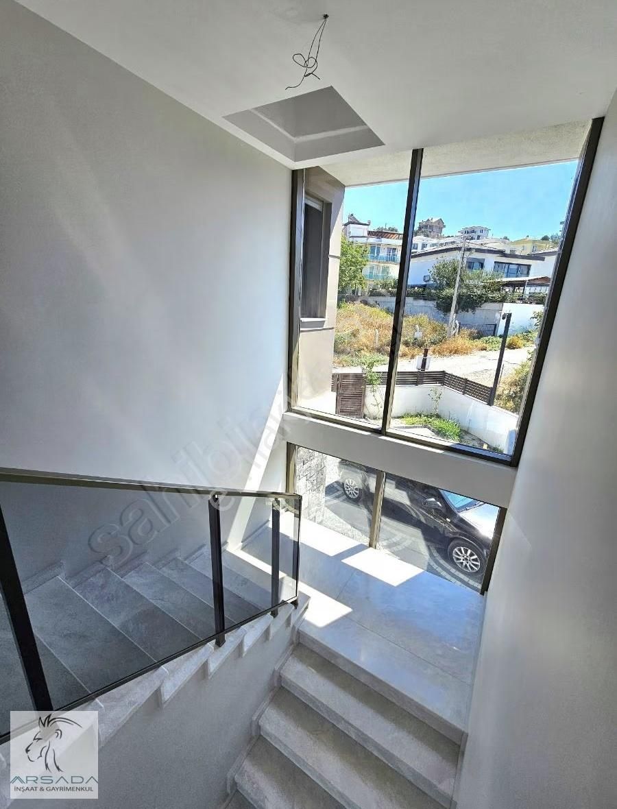 Kuşadası Yayla Köyde Deniz Manzaralı Havuzlu Satılık Müstakil - Görsel 19