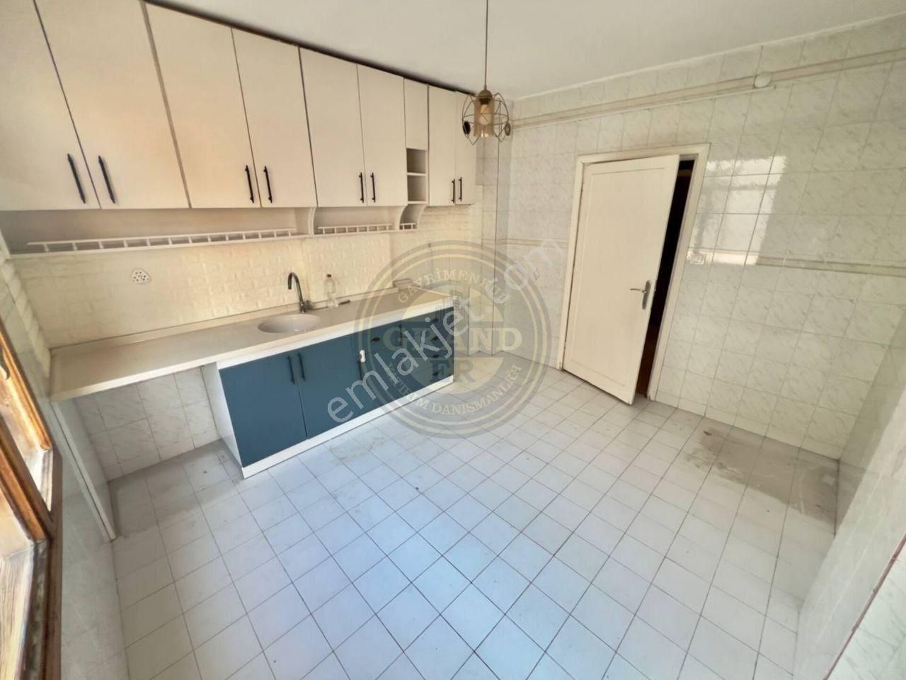 Mersin Yenişehir Palmiye Mah. 3+1 Satılık Daire - Görsel 3