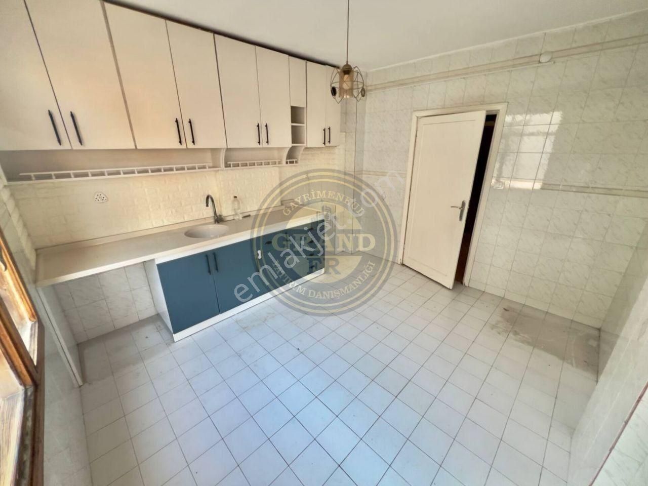 Mersin Yenişehir Palmiye Mah. 3+1 Satılık Daire