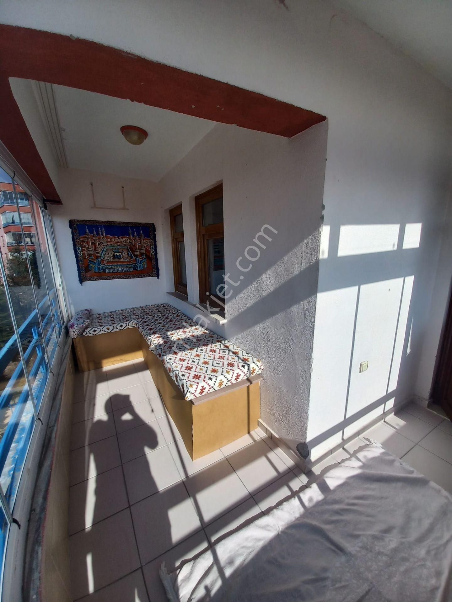 Kuzey Yıldızı'nda Site İçerisinde Full Yapılı Manzaralı Daire - Görsel 14