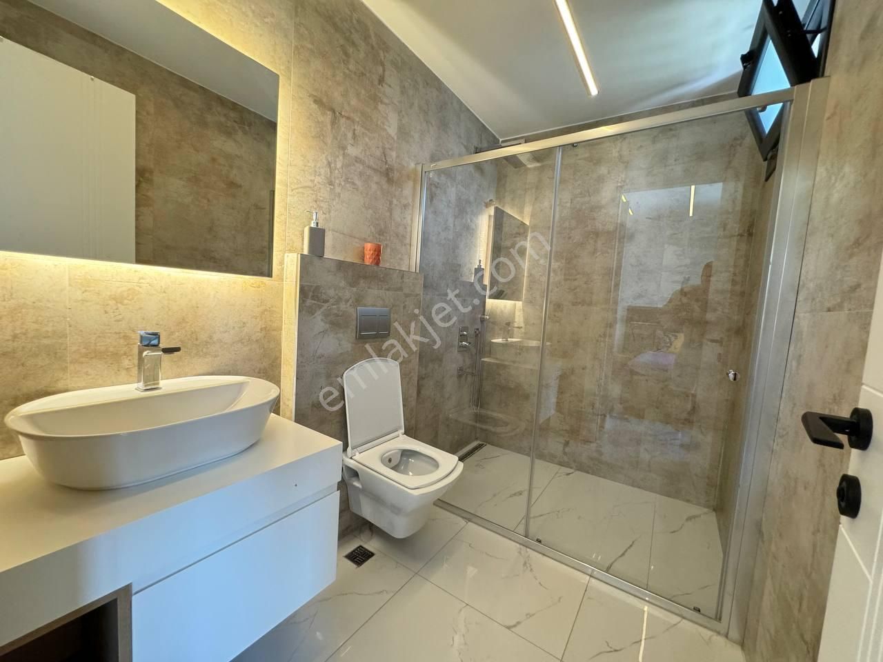 Değirmendere’de 500 M2 Arsa İçinde Özel Havuzlu Villa - Görsel 11