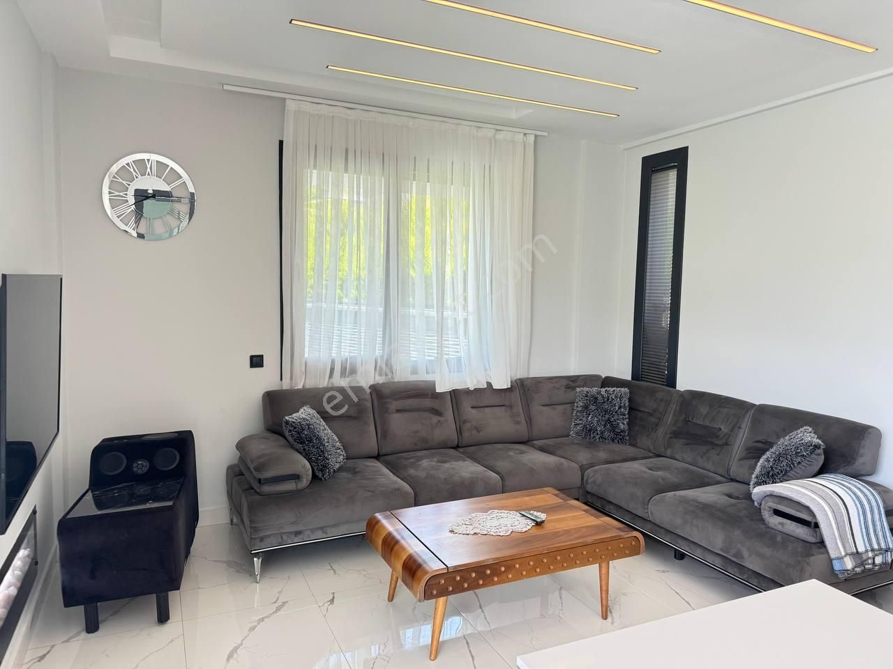 Değirmendere’de 500 M2 Arsa İçinde Özel Havuzlu Villa - Görsel 24