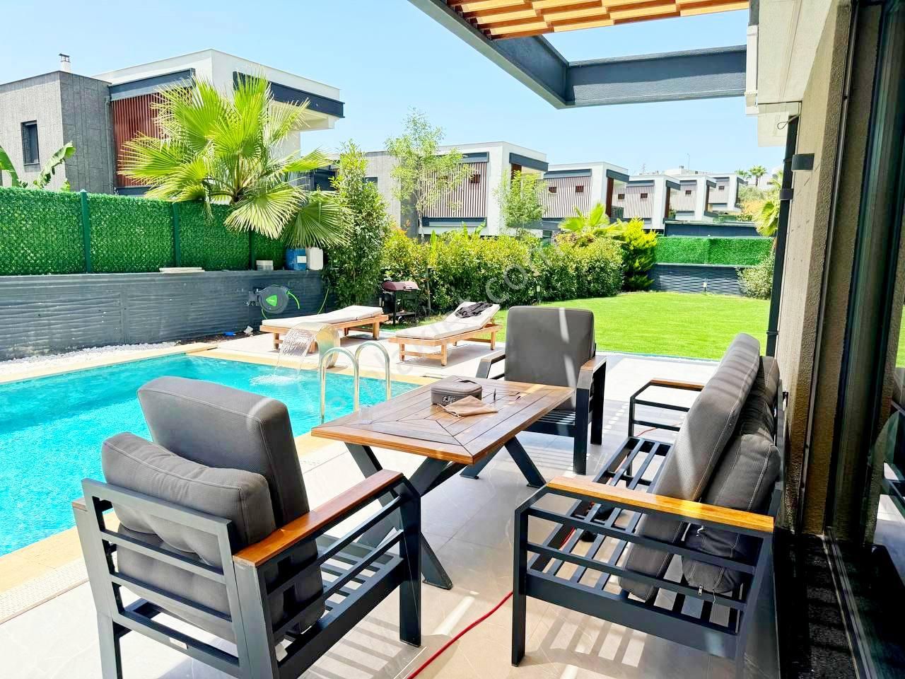 Değirmendere’de 500 M2 Arsa İçinde Özel Havuzlu Villa - Görsel 9