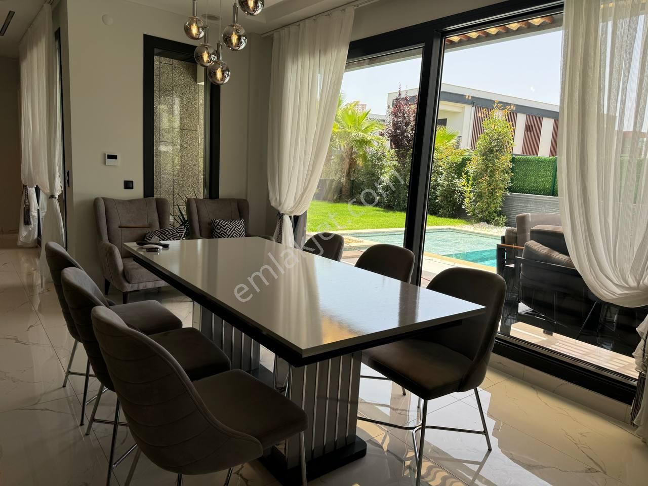 Değirmendere’de 500 M2 Arsa İçinde Özel Havuzlu Villa - Görsel 21