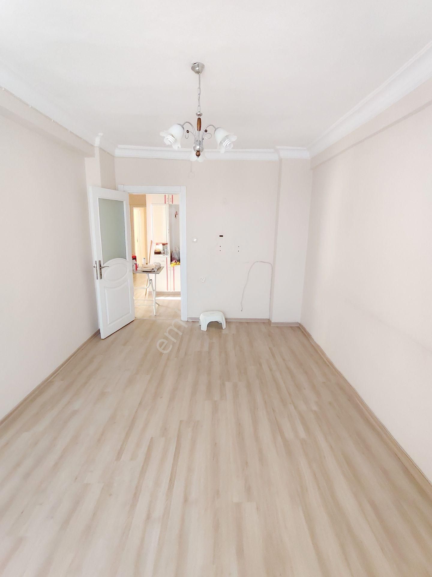 Lemas Emlak : Mezitli Menderes Mah Kiralık Daire - Görsel 16