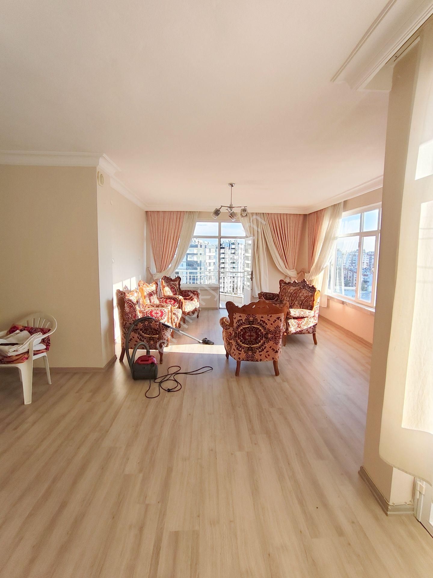 Lemas Emlak : Mezitli Menderes Mah Kiralık Daire - Görsel 11