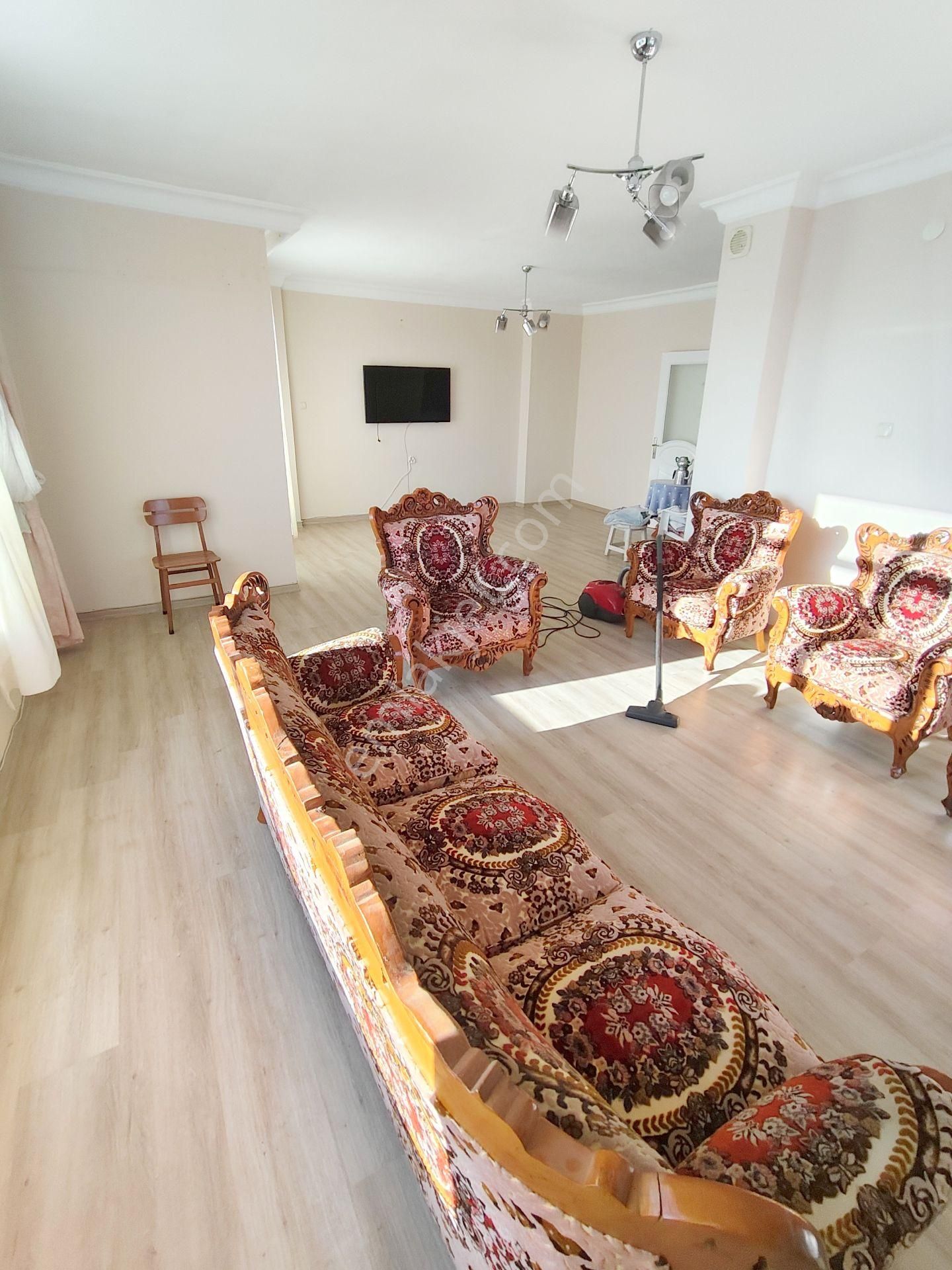 Lemas Emlak : Mezitli Menderes Mah Kiralık Daire - Görsel 4