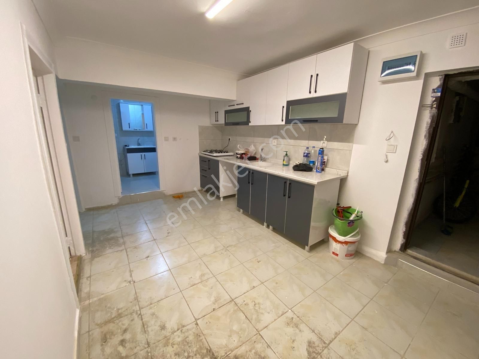 Mecidiye'de 1+1 Amerikan Mutfaklı Merkezi Lokasyonda Metroya 5dk - Görsel 15