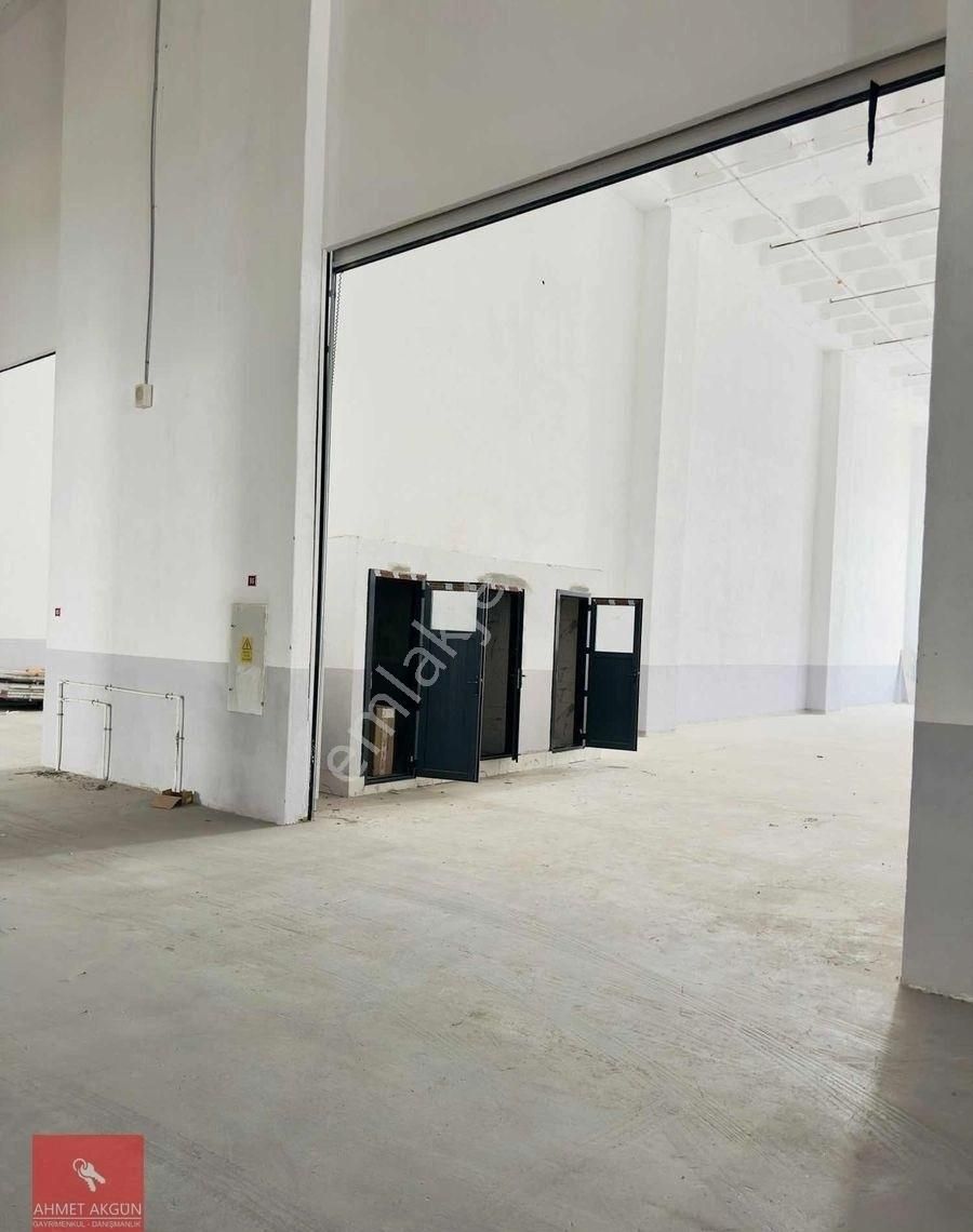 Akçaburgaz Sıfır Yeni Yapı 250 M2 9.30h Yükseklik Düz Giriş - Görsel 2