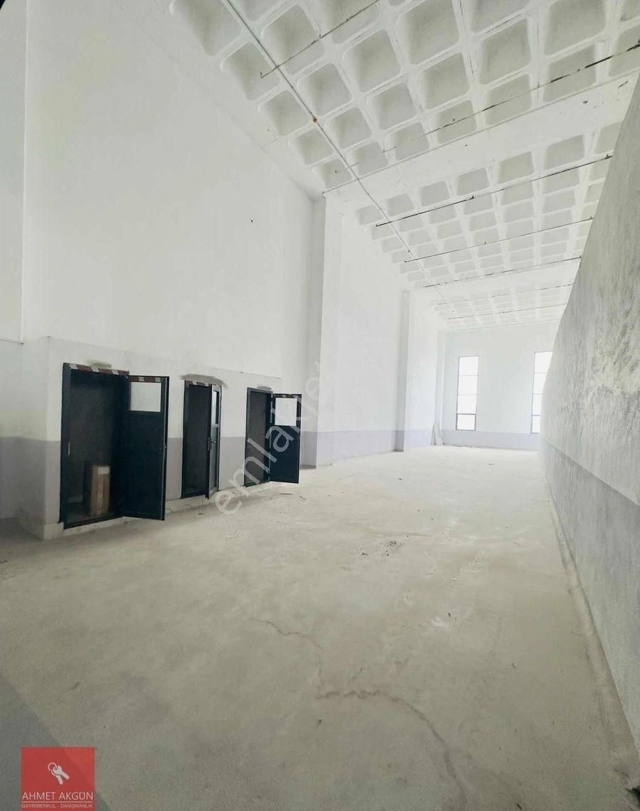 Akçaburgaz Sıfır Yeni Yapı 250 M2 9.30h Yükseklik Düz Giriş - Görsel 13