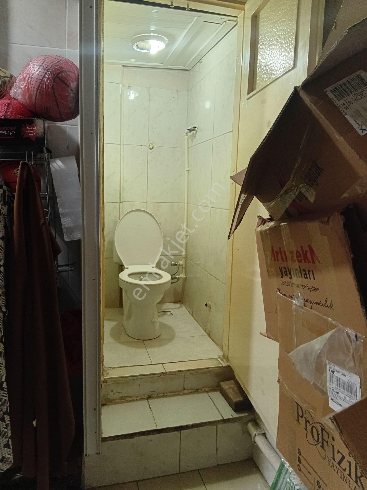 Aysu Konut Emlak Devren Kiralık Kırtasiye Mağazası Manisa Akhisarda - Görsel 15