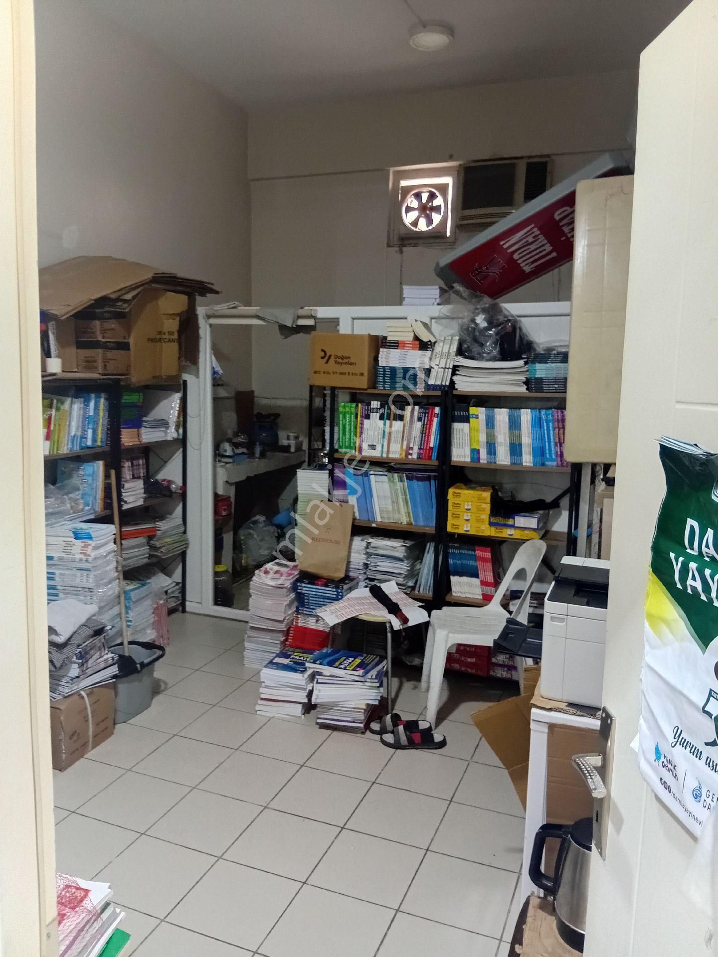 Aysu Konut Emlak Devren Kiralık Kırtasiye Mağazası Manisa Akhisarda - Görsel 13