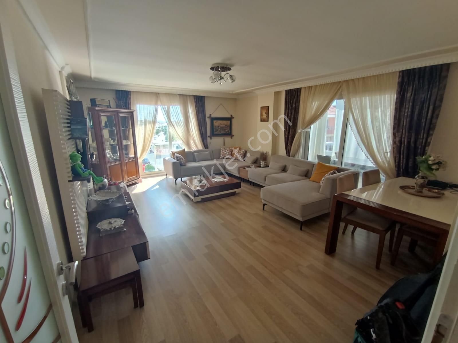 Poyraz Gayrimenkul'den Akçay Merkez'de Satılık Doğalgazlı Asansörlü Dubleks Daire - Görsel 2