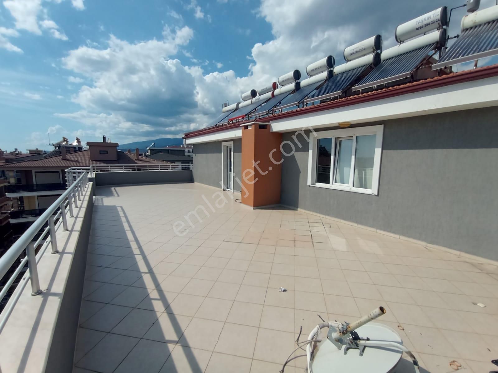 Poyraz Gayrimenkul'den Akçay Merkez'de Satılık Doğalgazlı Asansörlü Dubleks Daire - Görsel 25