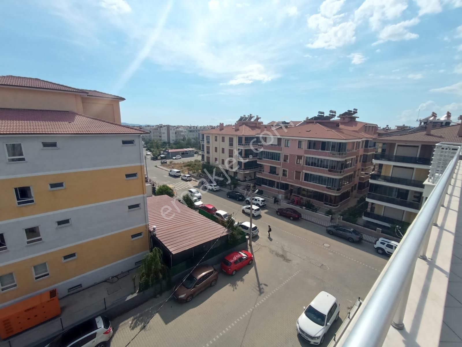 Poyraz Gayrimenkul'den Akçay Merkez'de Satılık Doğalgazlı Asansörlü Dubleks Daire - Görsel 22