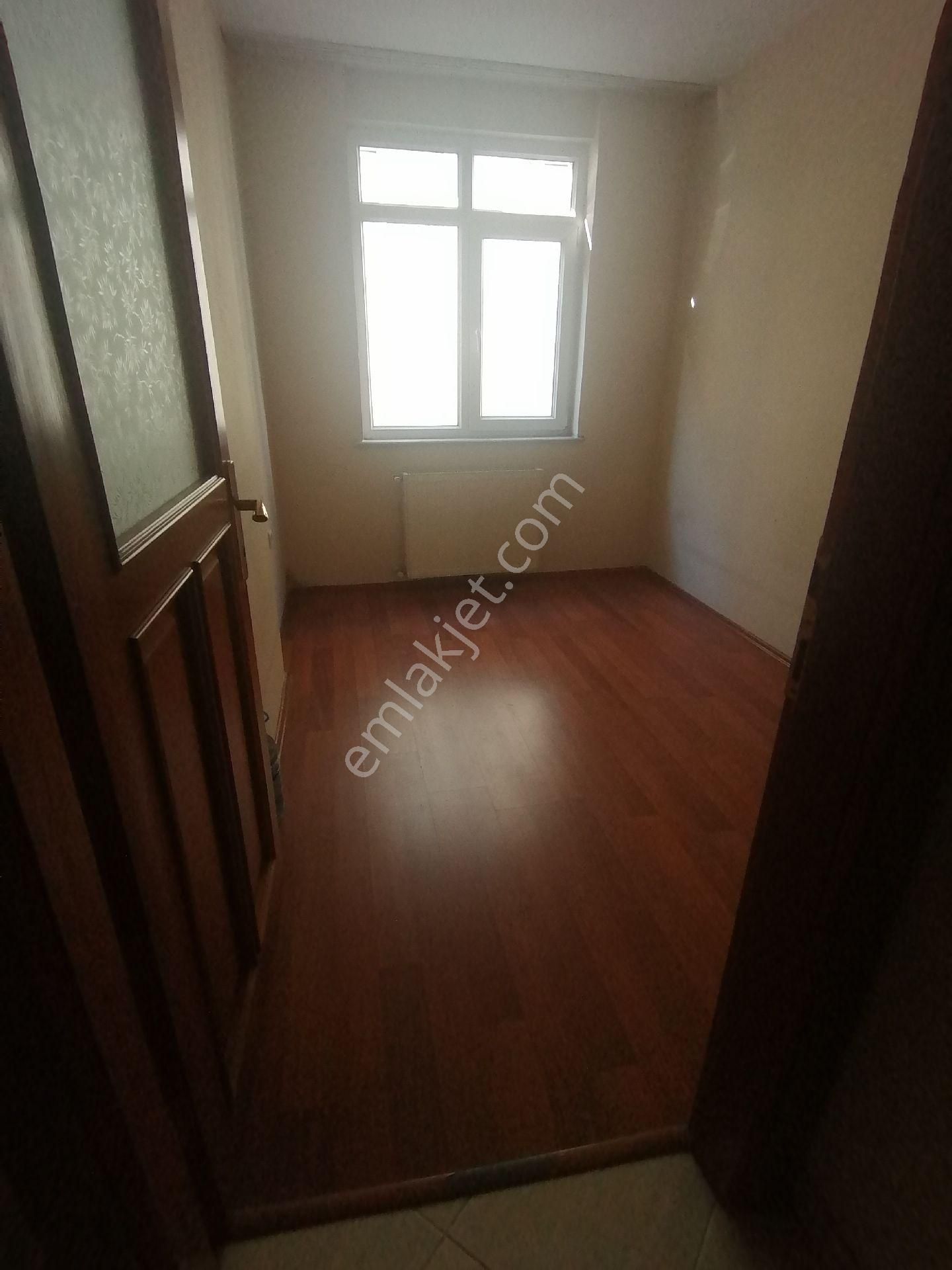 Ümraniye Armağanevler Metro Yanı 2.kat 2+1 100 Metre Çift Balkon Kiralık Daire - Görsel 19
