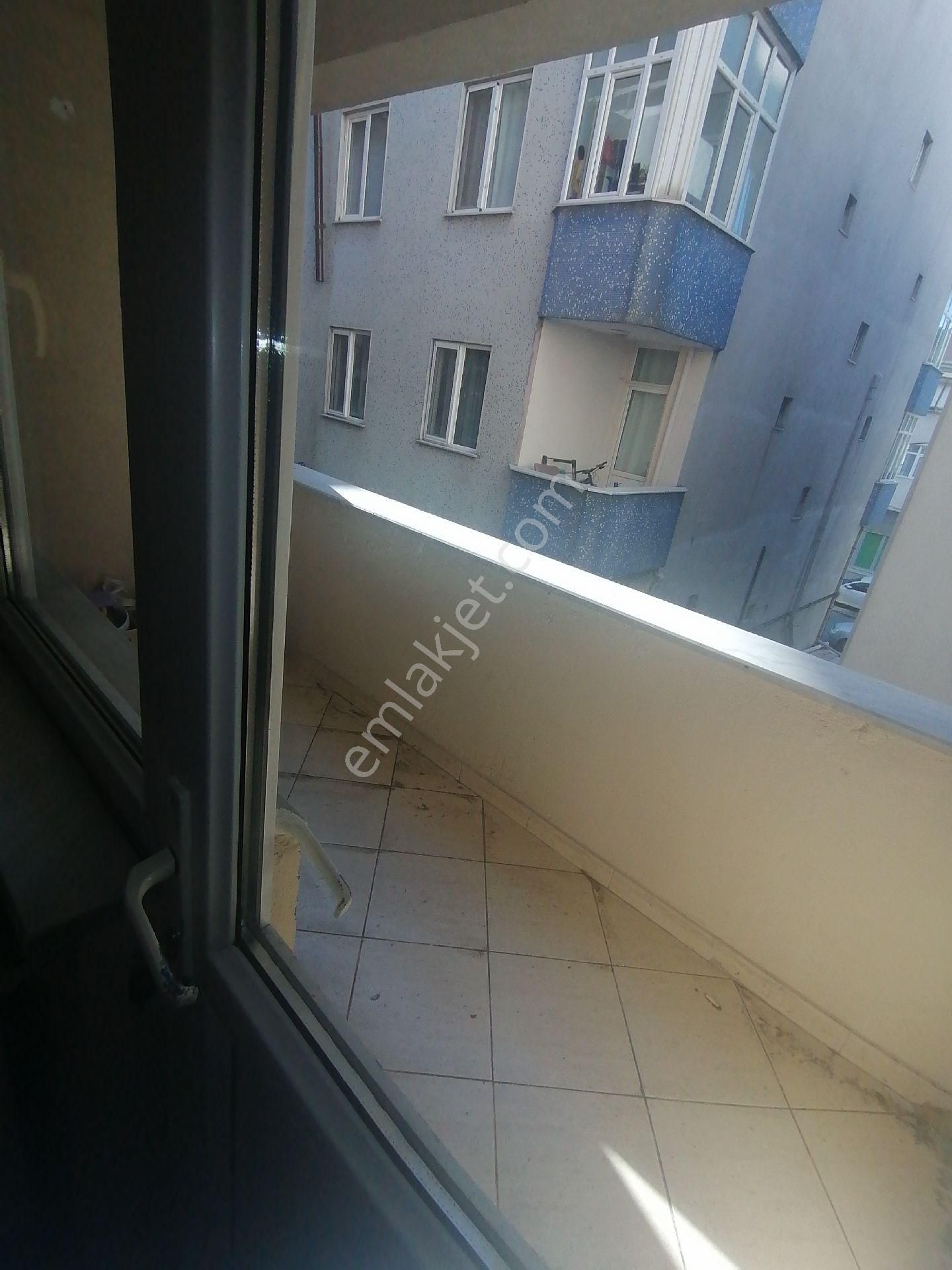 Ümraniye Armağanevler Metro Yanı 2.kat 2+1 100 Metre Çift Balkon Kiralık Daire - Görsel 17