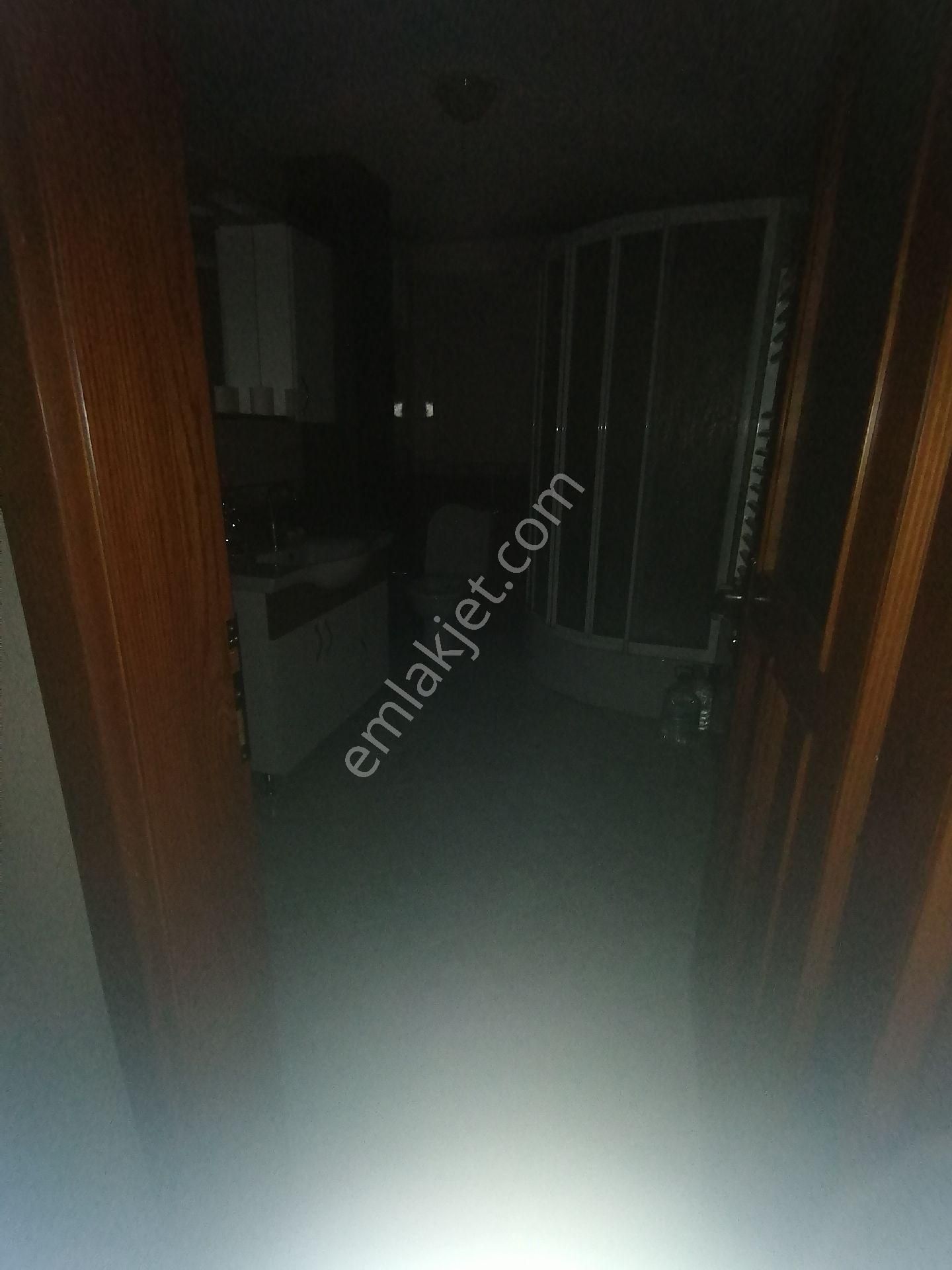Ümraniye Armağanevler Metro Yanı 2.kat 2+1 100 Metre Çift Balkon Kiralık Daire - Görsel 13