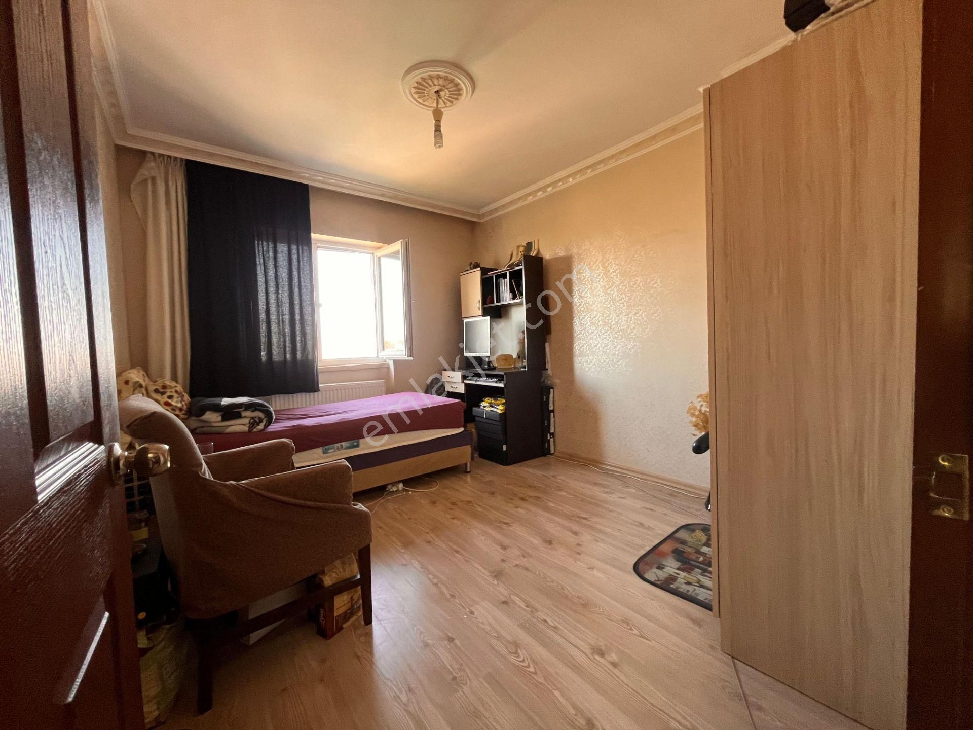 Ankara Kazançtan Yapılı Masrafsız Açık Cepheli 3+1 Geniş Metrekareli Salon Bağımsız Satılık Daire - Görsel 14