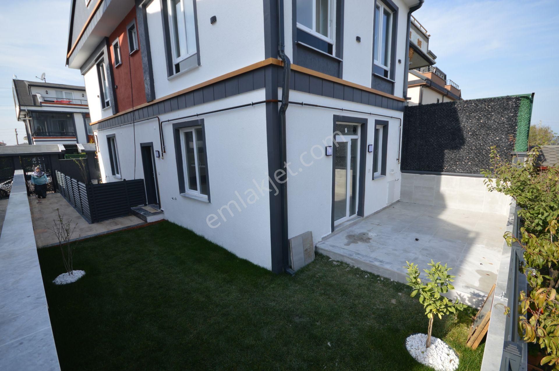 Sakarya Kocaali’de Satılık 3+1 Müstakil Bahçeli Villa - Görsel 2