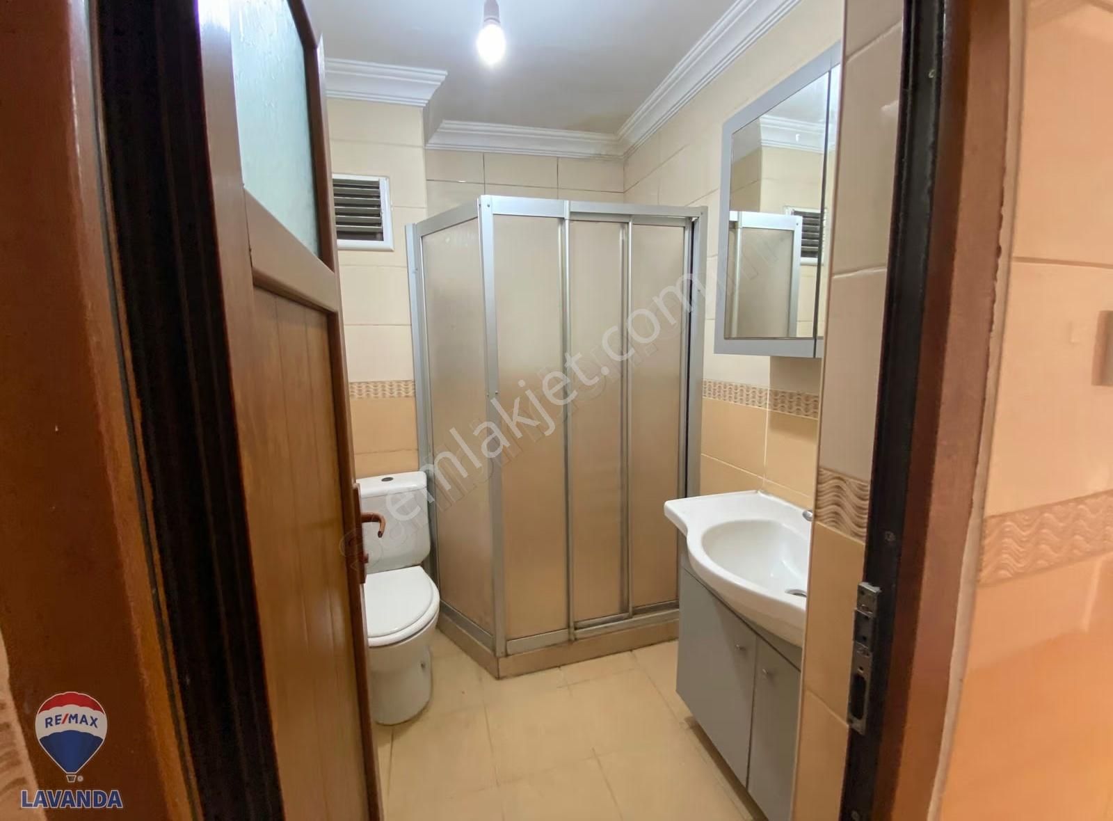 Remax Lavanda'dan Fatih Balata Yakın 2+1 Kiralık Daire - Görsel 12