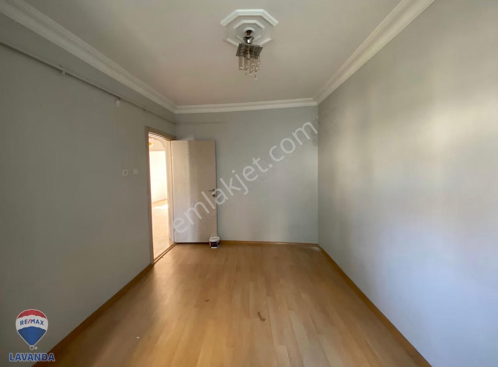 Remax Lavanda'dan Fatih Balata Yakın 2+1 Kiralık Daire - Görsel 2