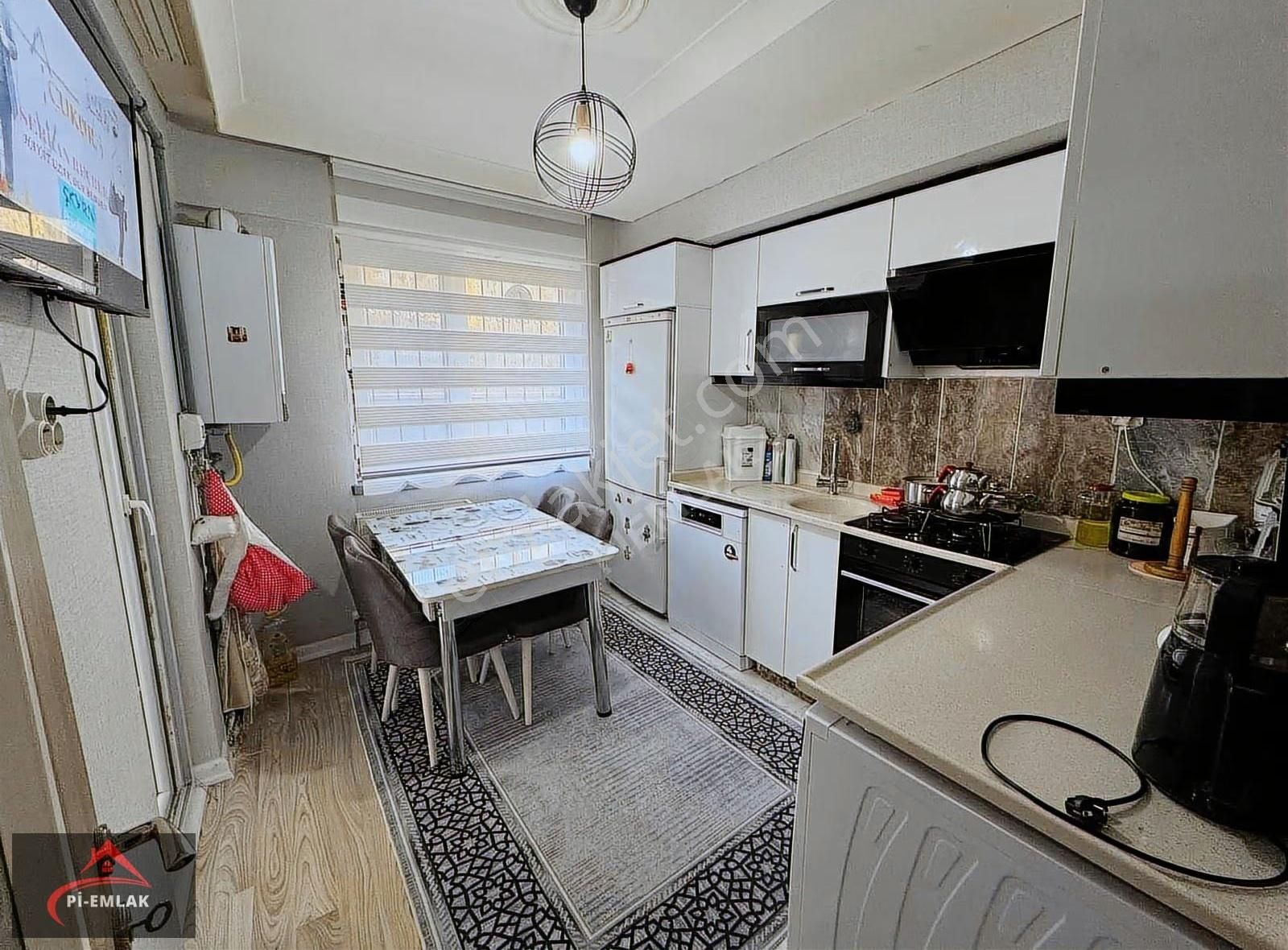 Altındağ Beşikkaya 8. Cadde'de İstanbul Borsa Lisesi Karşısında 3+1 - Görsel 12