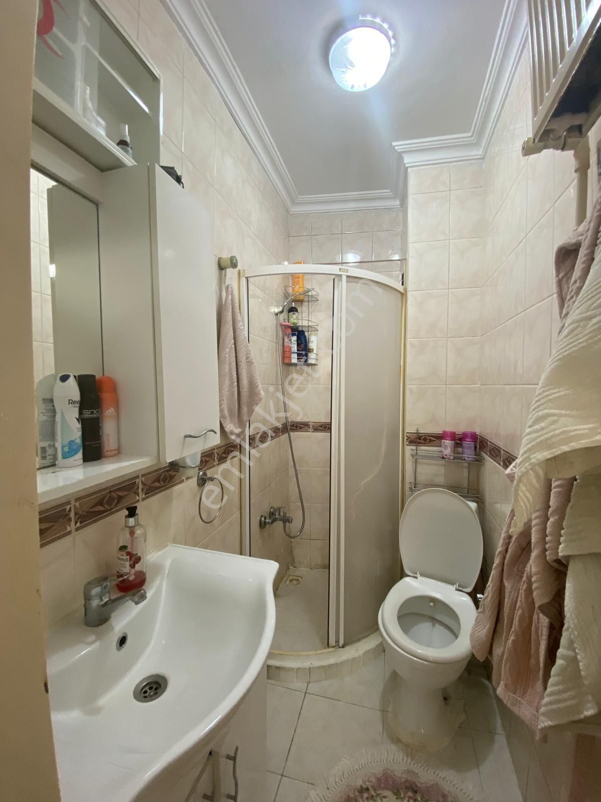 Fatih Hırka_i Şerif Mahallesinde Melek Hoca Caddesinde/ 2+1/75m2/3.kat / Satılık Daire - Görsel 16