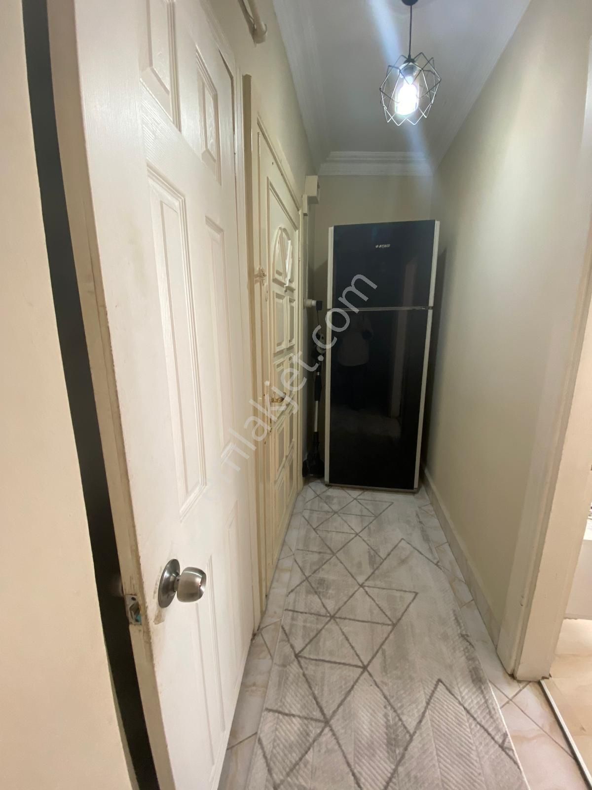 Fatih Hırka_i Şerif Mahallesinde Melek Hoca Caddesinde/ 2+1/75m2/3.kat / Satılık Daire - Görsel 5