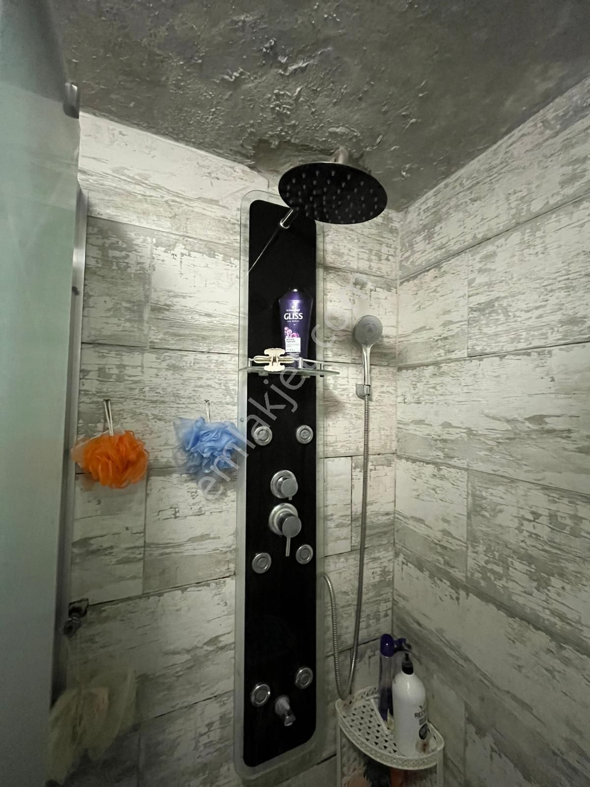 Asil'den Üçkuyularda Cadde Yakını 3+1 Bakımlı Otoparklı Daire - Görsel 15