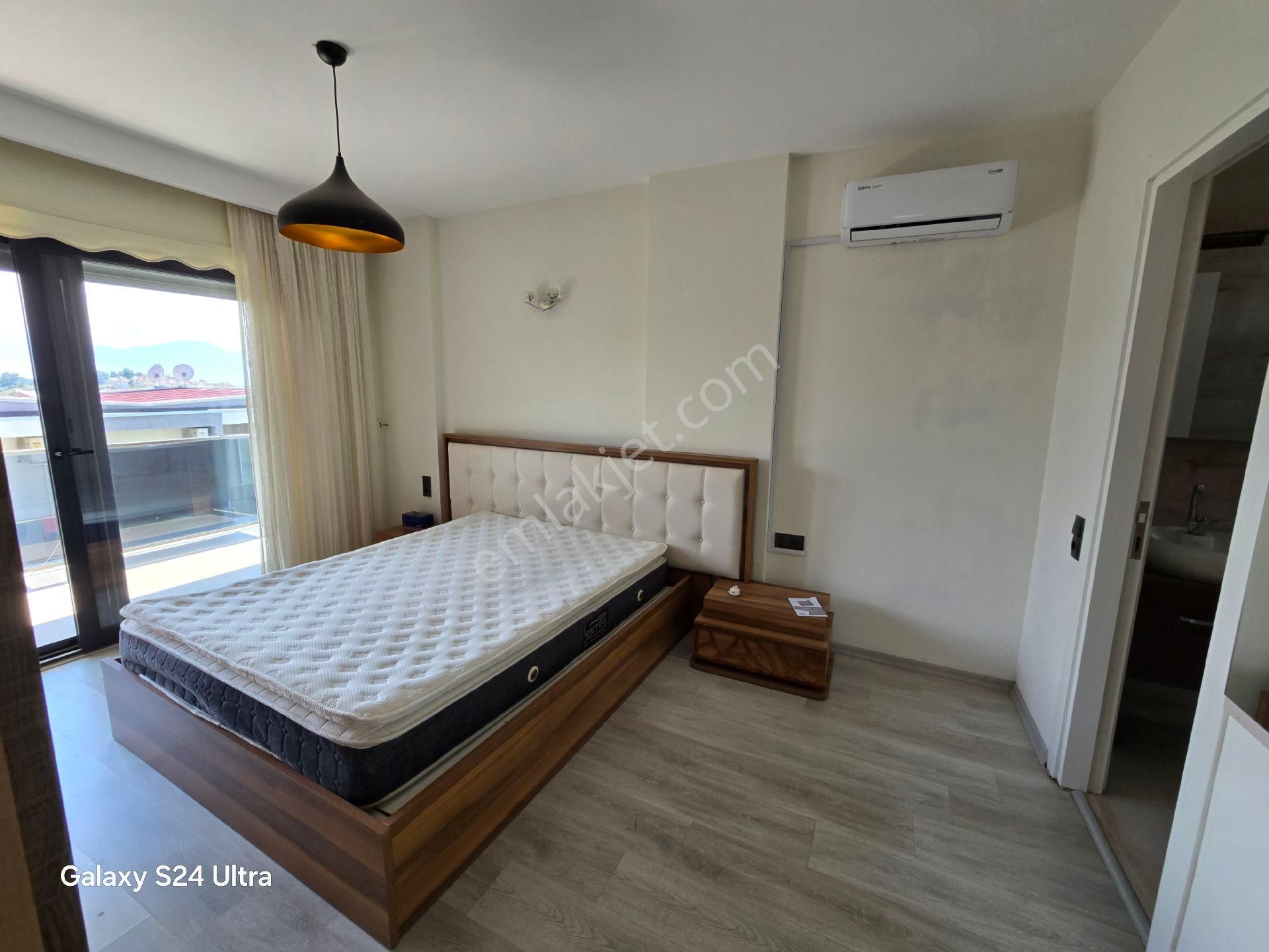 Kuşadası Kadınlar Denizinde Sahile Yürüme Mesafesinde 3+1 140m2 Tek Müstakil Özel Havuzlu - Görsel 24