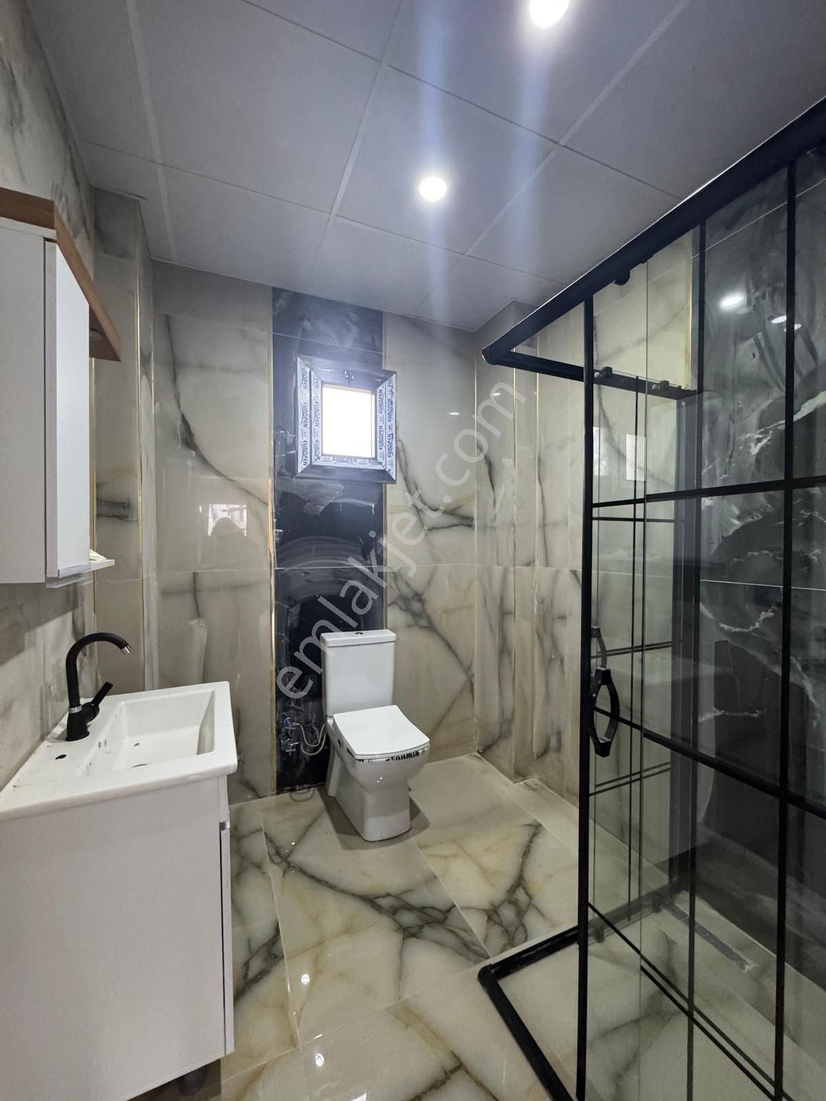 Yeniçiftlik Çeşmelide Lüks 4+1 Bahçeli Deniz Manzaralı Villa - Görsel 19