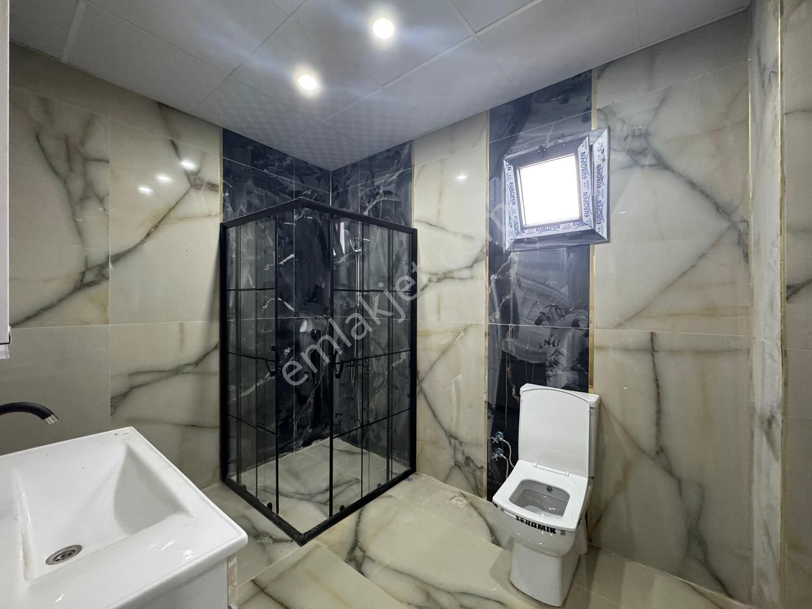 Yeniçiftlik Çeşmelide Lüks 4+1 Bahçeli Deniz Manzaralı Villa - Görsel 24