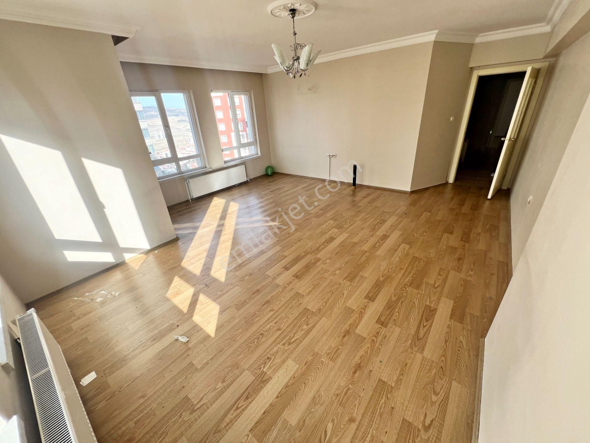 Cihandan Çiğdemtepe'de Selim Caddesi Üzerinde 3+1 Kiralık Daire - Görsel 9