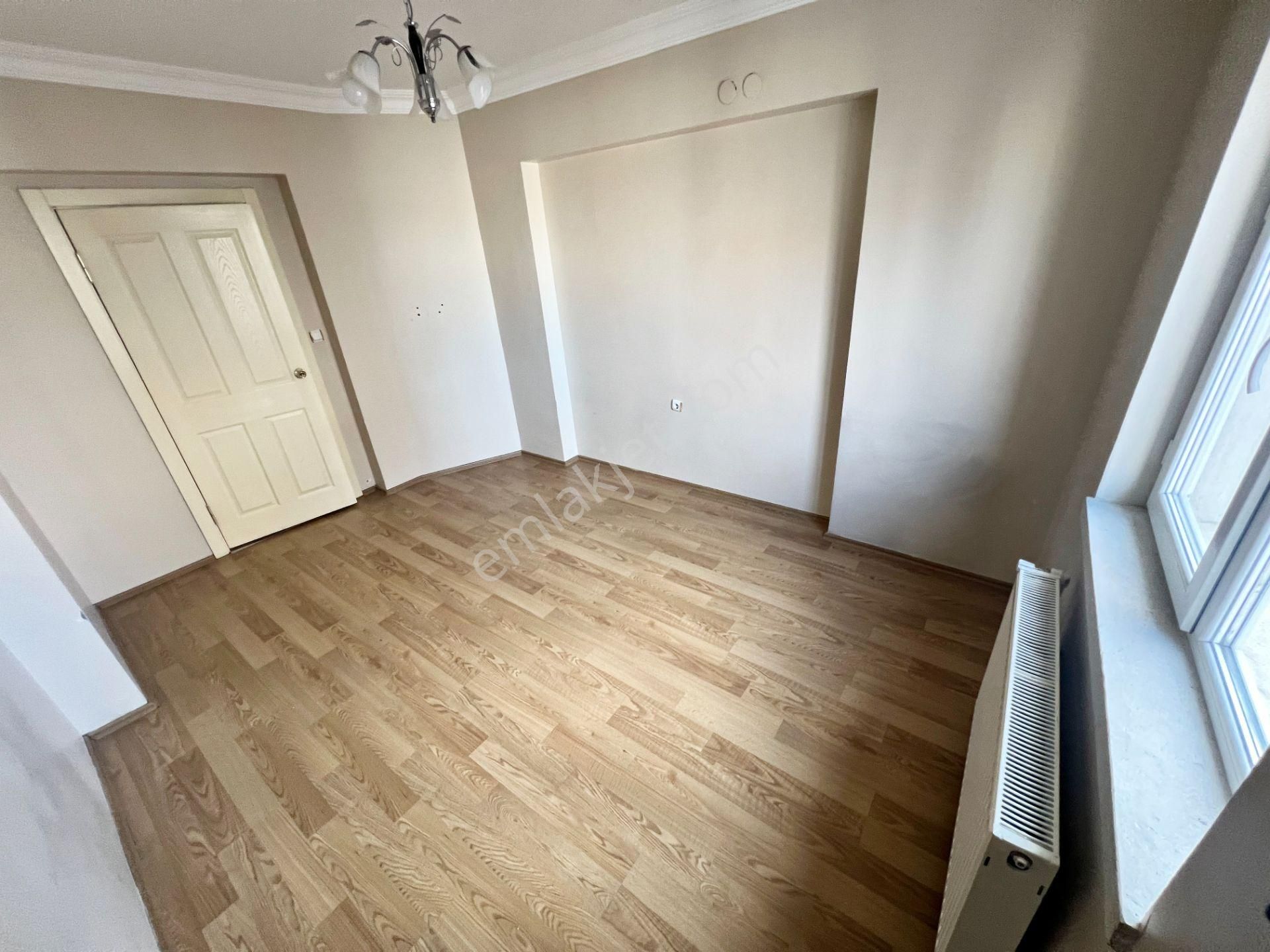 Cihandan Çiğdemtepe'de Selim Caddesi Üzerinde 3+1 Kiralık Daire - Görsel 14