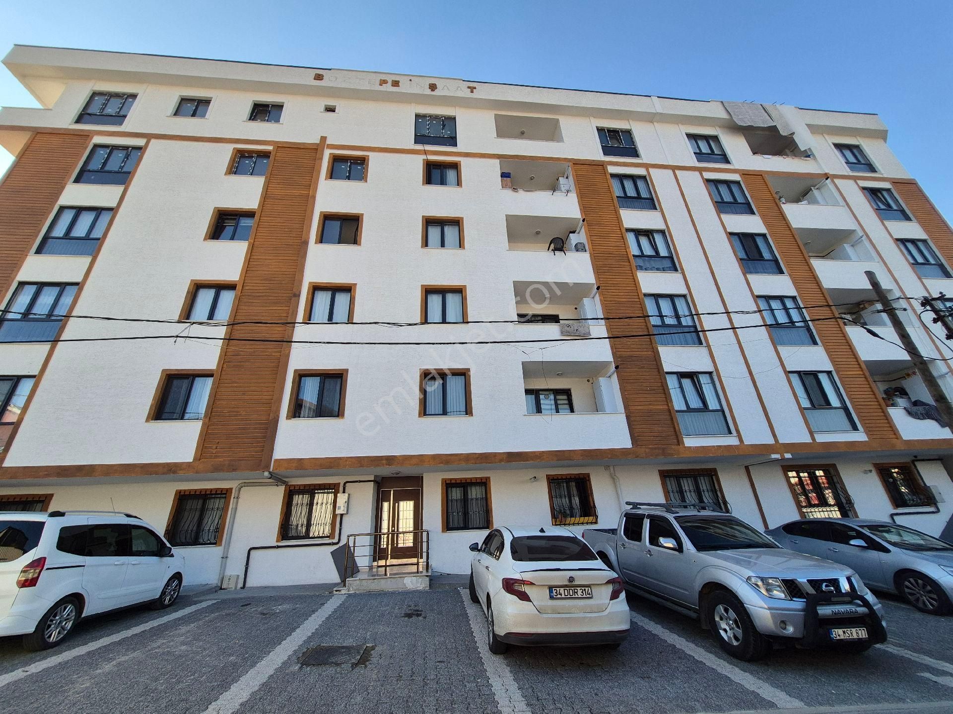 Sultanbeyli Hamidiye Mahallesinde Satılık 3+2 Üst Dubleks