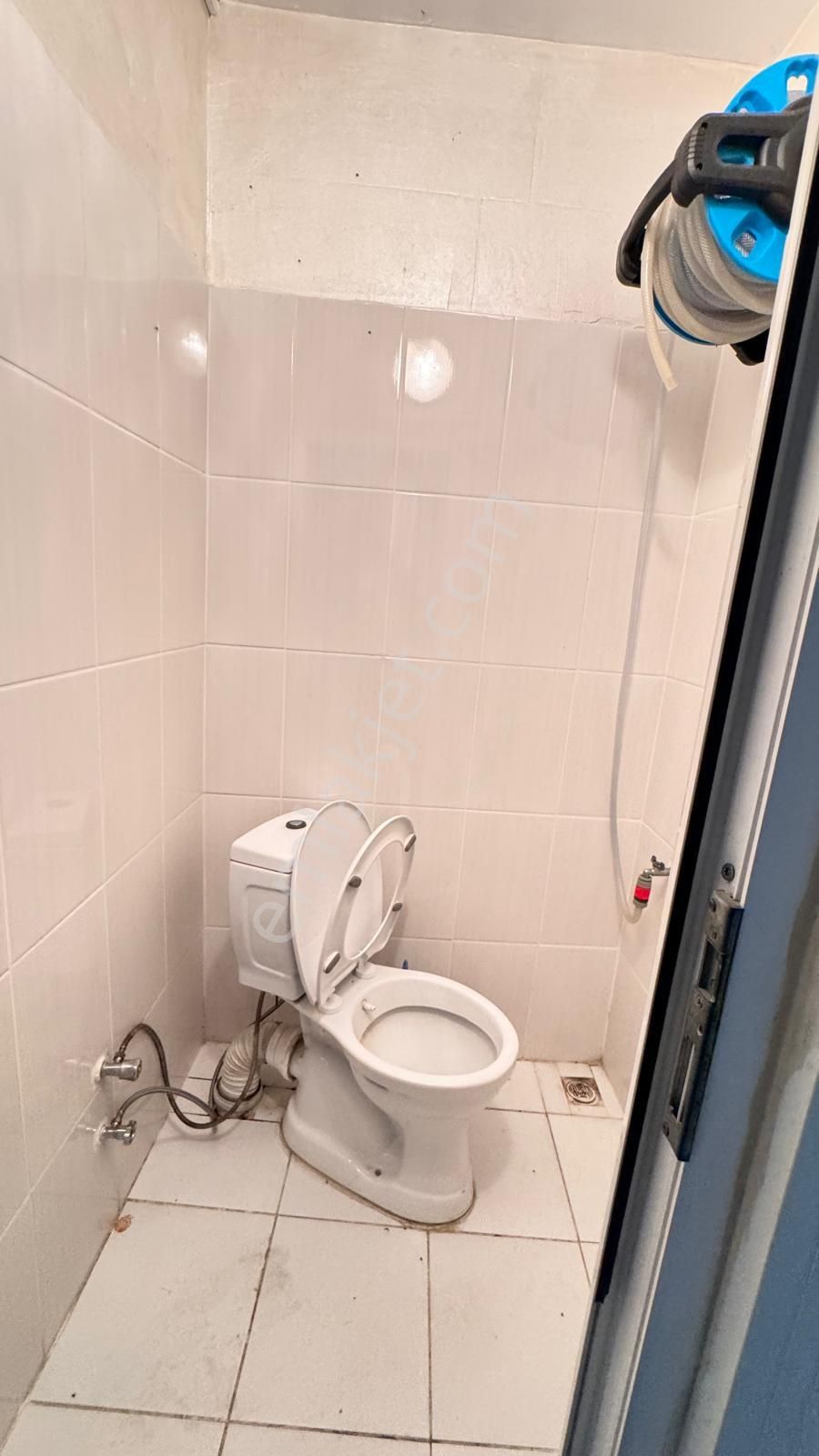 Üç Kardeşler'den Ordu Caddesi'nde 1+1 Kiralık Dükkan - Görsel 15