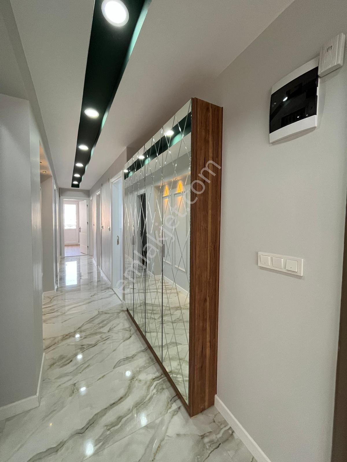 Asil'den Hatay Yakını 3+1 Çift Cepheli Sıfır Tadilatlı Arakat Daire - Görsel 16