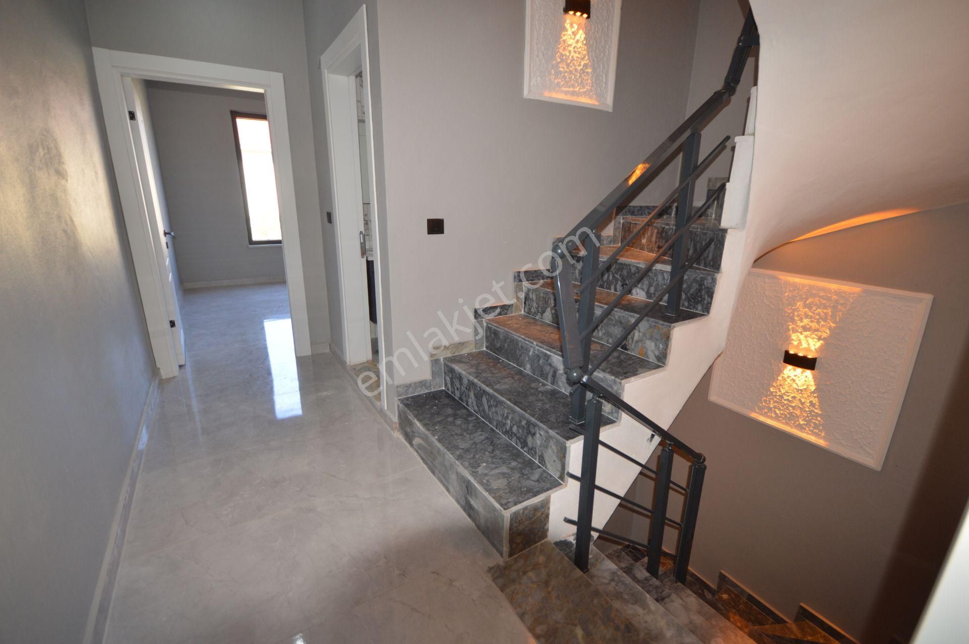 Sakarya Kocaali’de Satılık 4+1 Modern Mimarili Villa - Görsel 24
