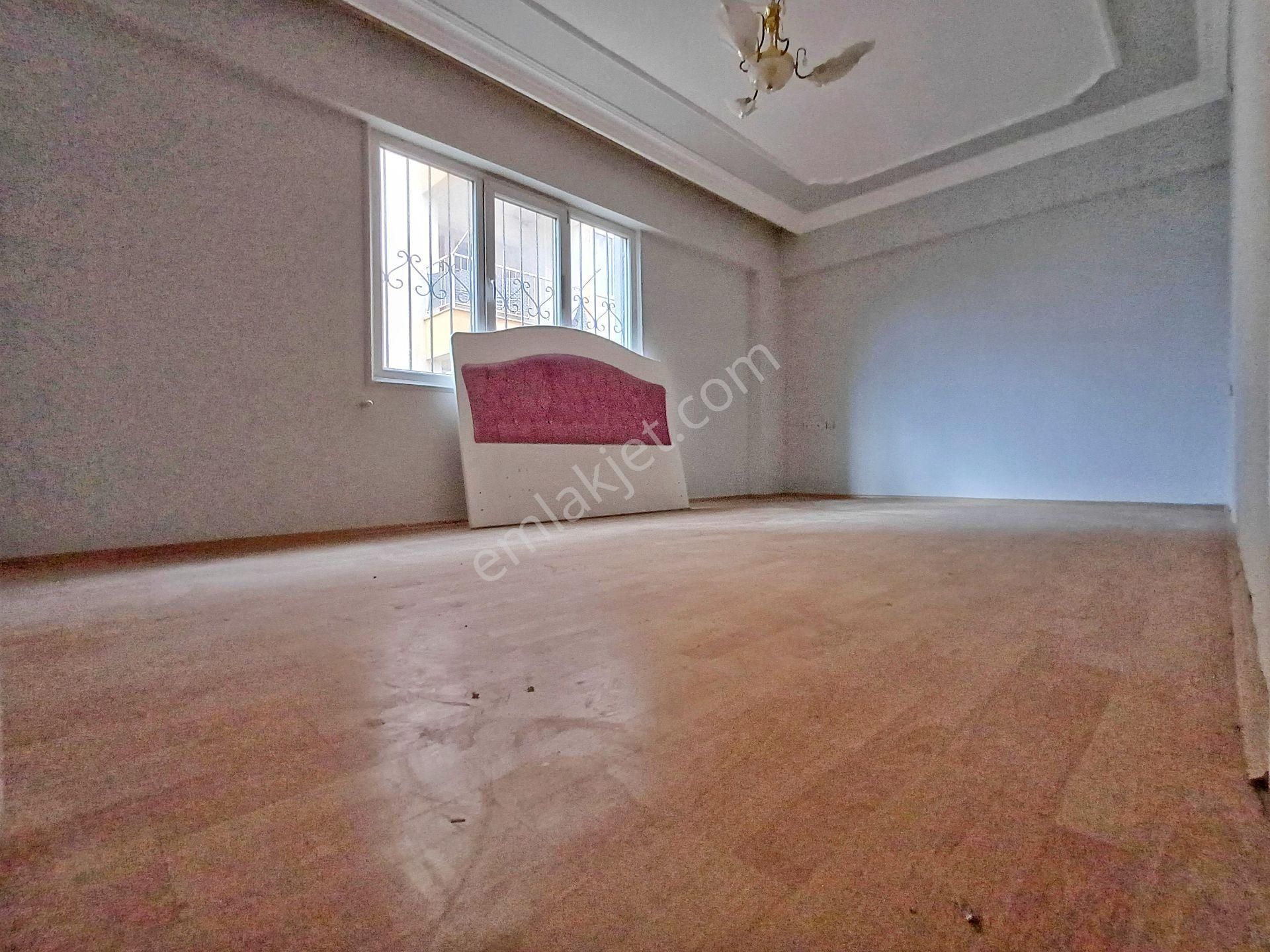 Öztürk Emlak'tan Zaferde 3+1 Satılık Daire - Görsel 4