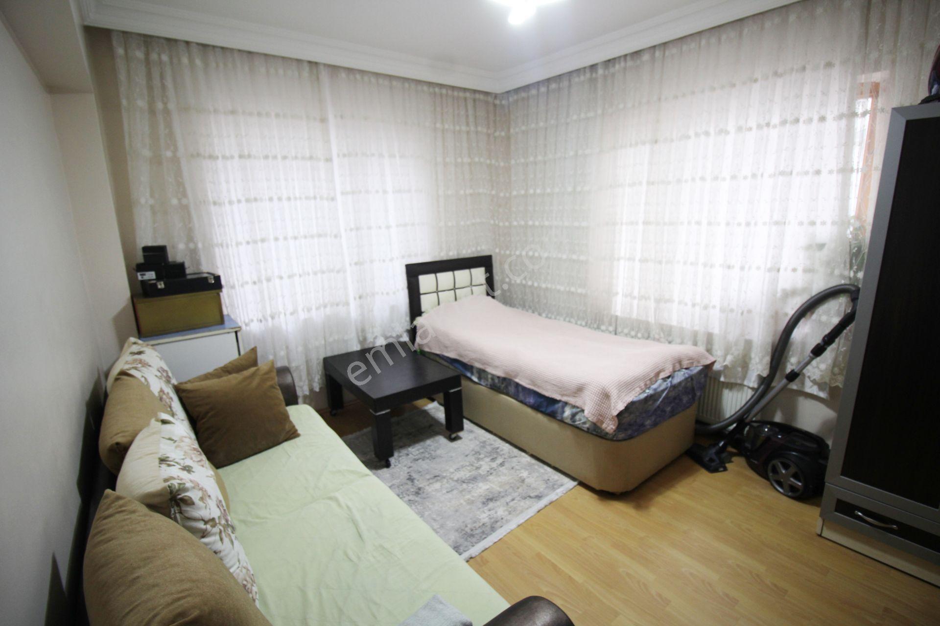 Krc'den Misket Mahallesinde Caddelere Yürüme Mesafesinde Satılık 6+1 Dubleks Teraslı Daire - Görsel 10