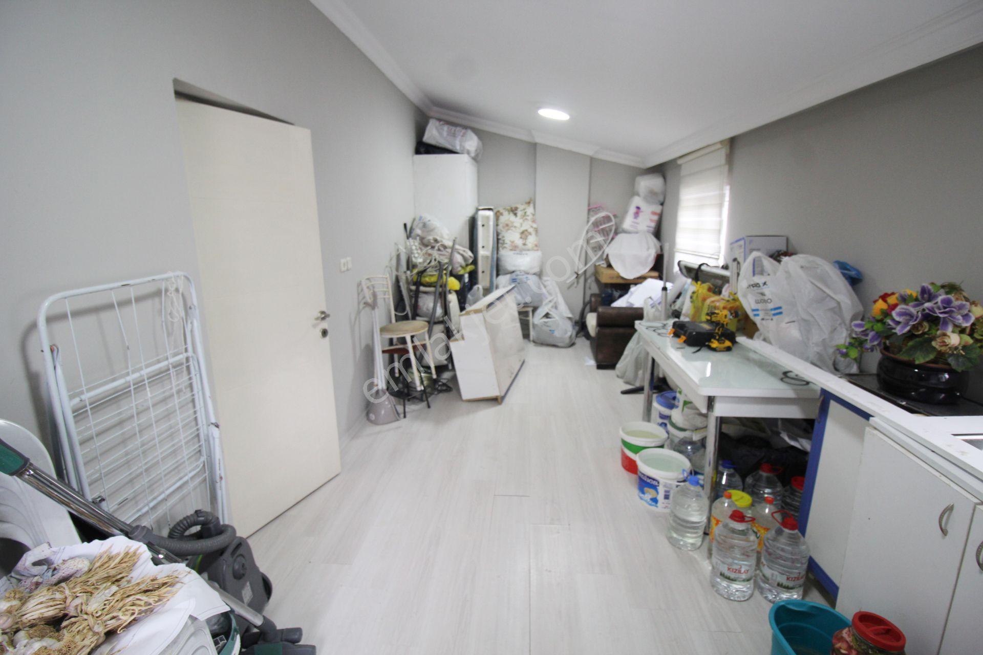 Krc'den Misket Mahallesinde Caddelere Yürüme Mesafesinde Satılık 6+1 Dubleks Teraslı Daire - Görsel 19
