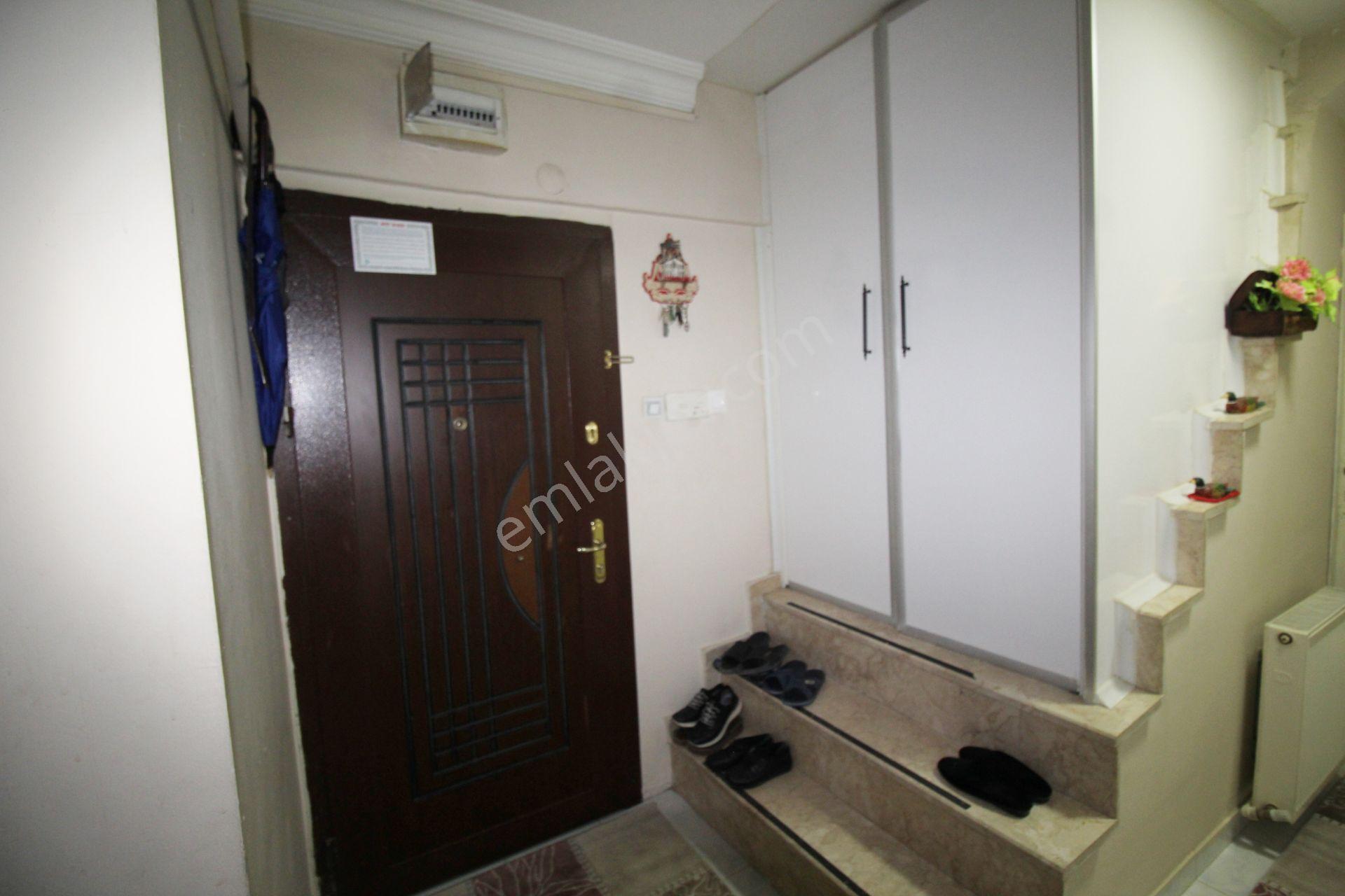 Krc'den Misket Mahallesinde Caddelere Yürüme Mesafesinde Satılık 6+1 Dubleks Teraslı Daire - Görsel 23