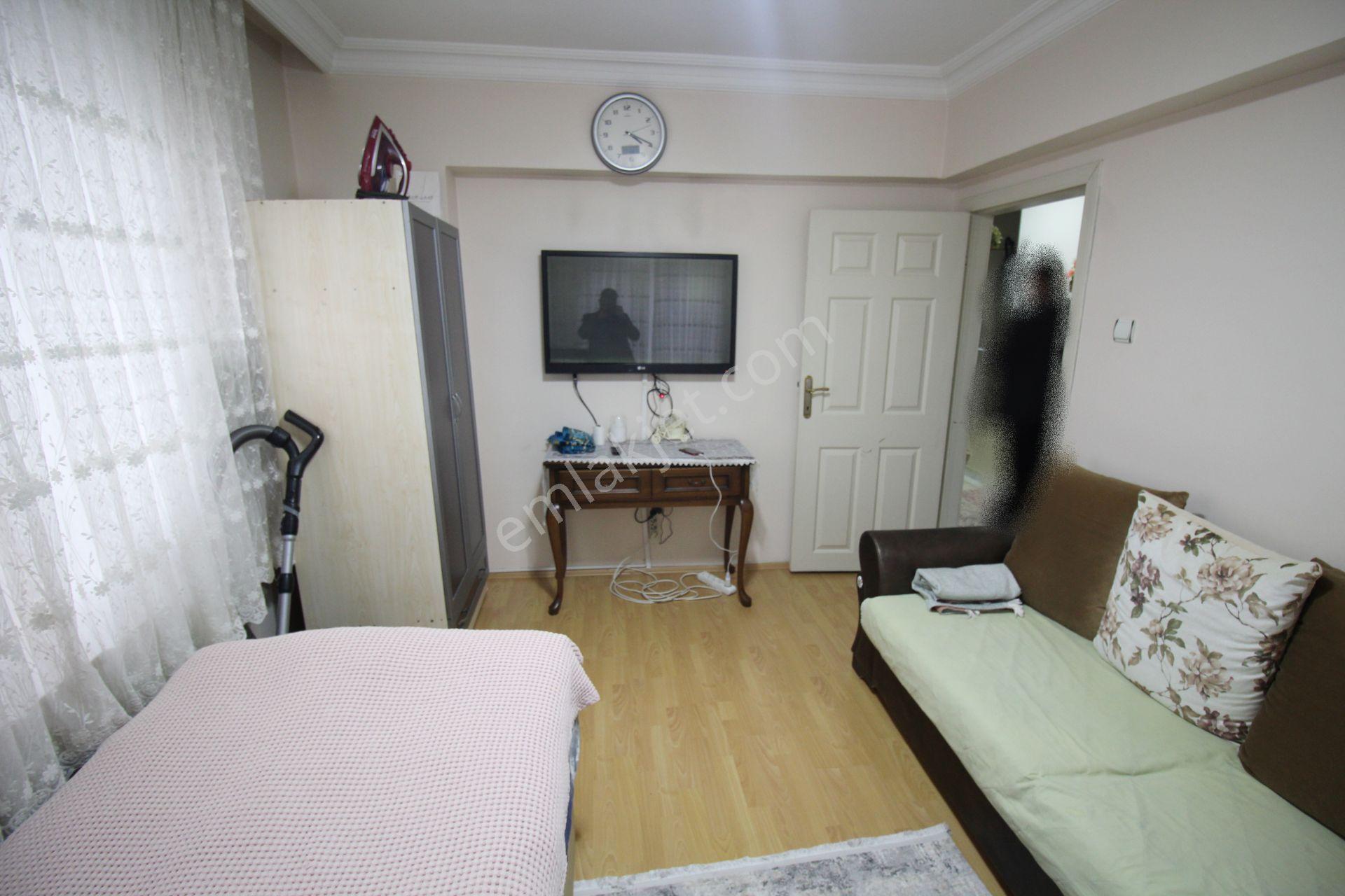 Krc'den Misket Mahallesinde Caddelere Yürüme Mesafesinde Satılık 6+1 Dubleks Teraslı Daire - Görsel 11