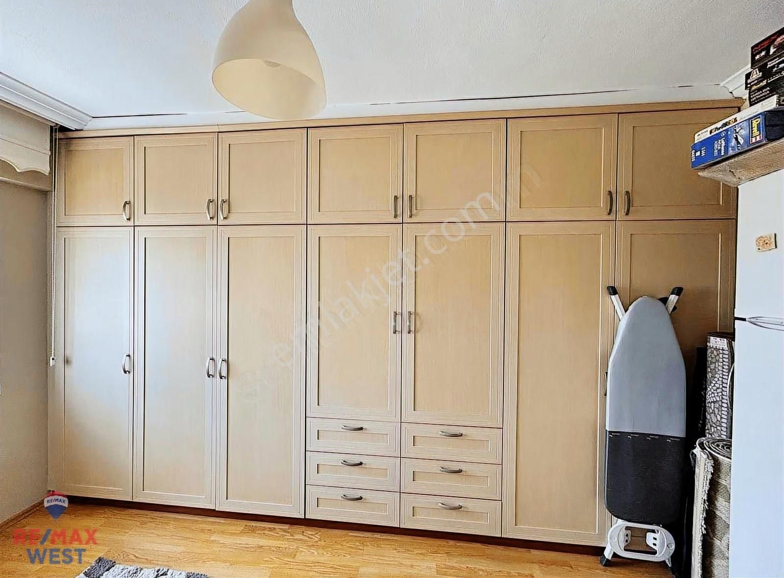 Yeni Girne Ana Cadde De Önü Açık Çok Geniş 3+1 Satılık Daire - Görsel 29