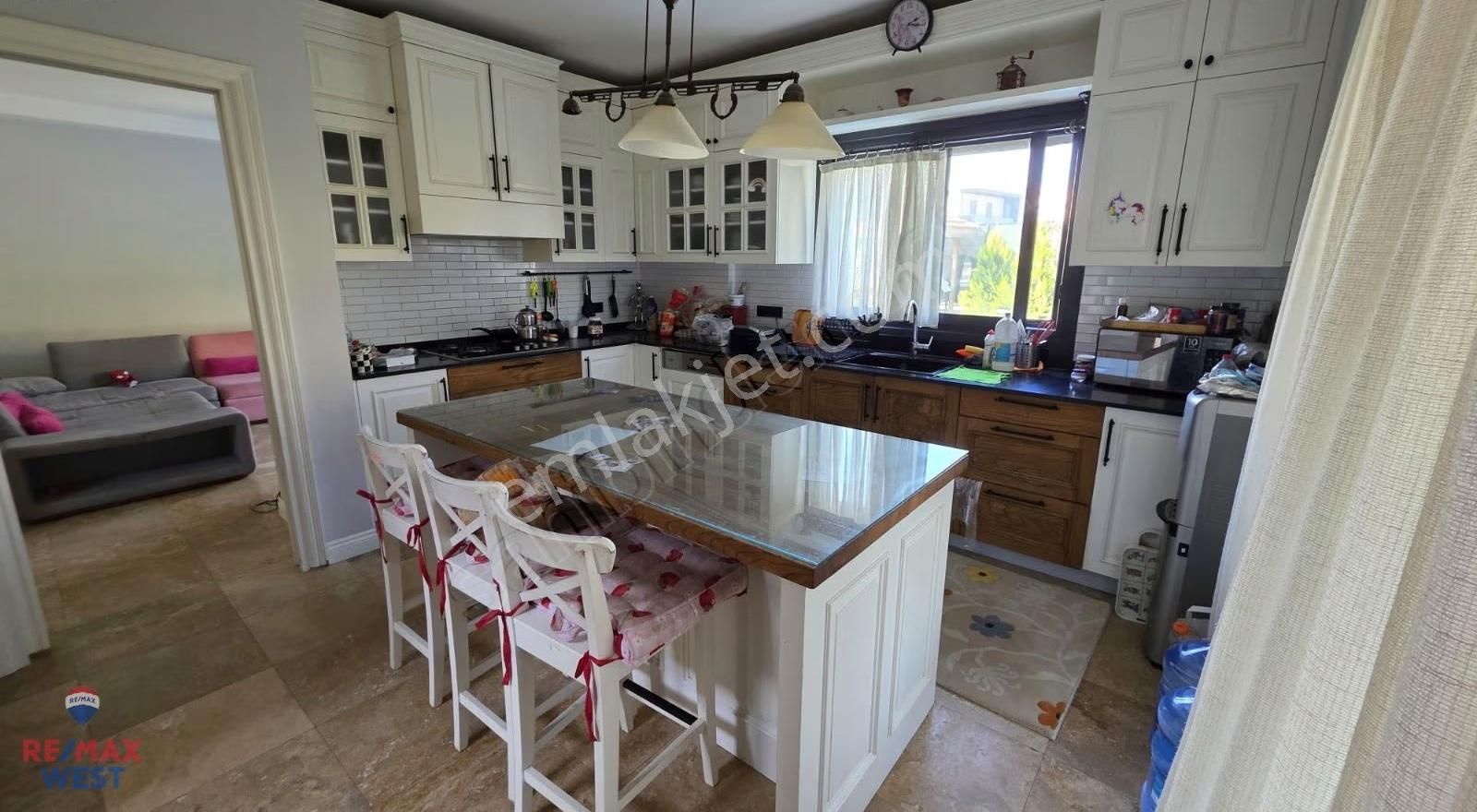 Günerli Merkez Satılık Lüks Havuzlu Müstakil Ev - Görsel 18