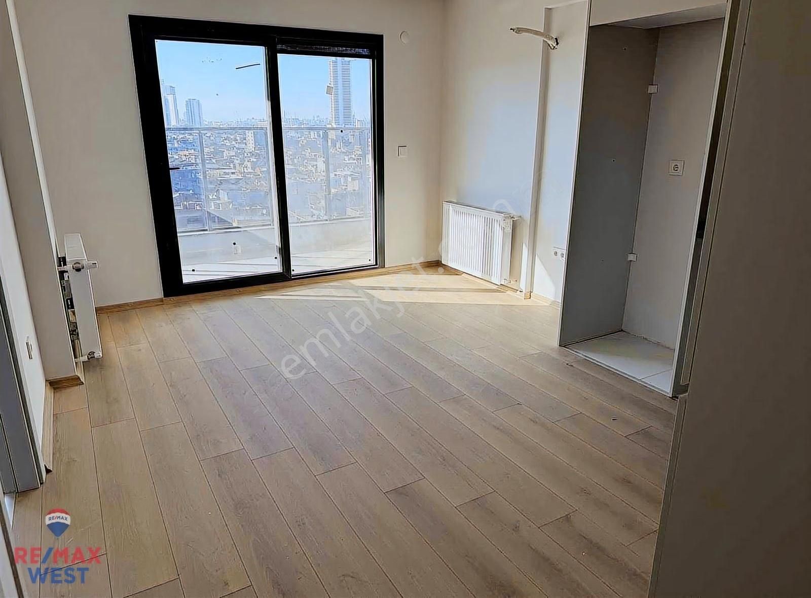 Çamdibi Tuval Yapı Da Deniz Manzaralı 1+1 Kiralık Daire - Görsel 8