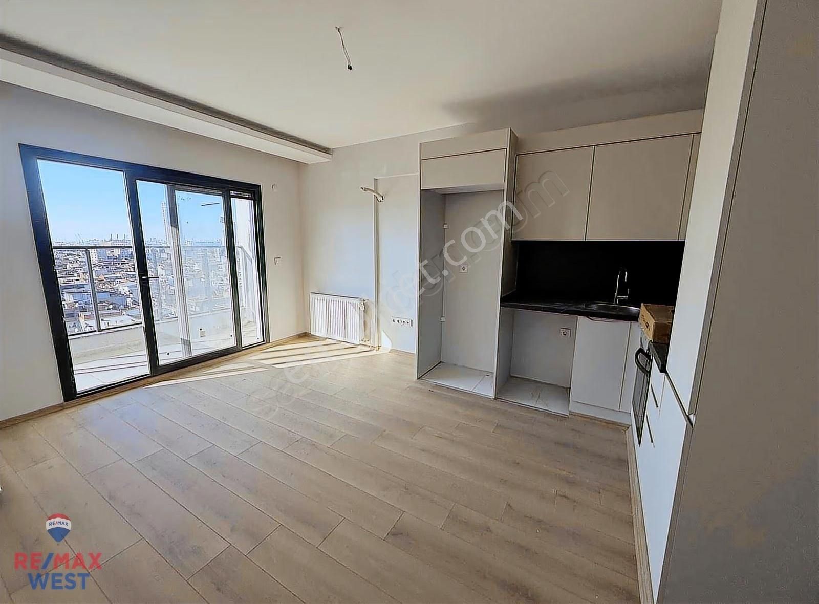 Çamdibi Tuval Yapı Da Deniz Manzaralı 1+1 Kiralık Daire - Görsel 5